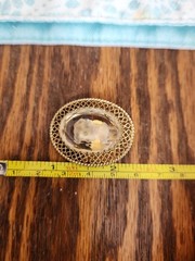 Vtg WHITING & DAVIS Reverse Carved Glass CAMEO Gold Tone Clip Earrings 1-1/8”
