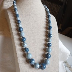Vintage 15 Inch Blue Speckled blue silver swirl Beaded Necklace 24 inches