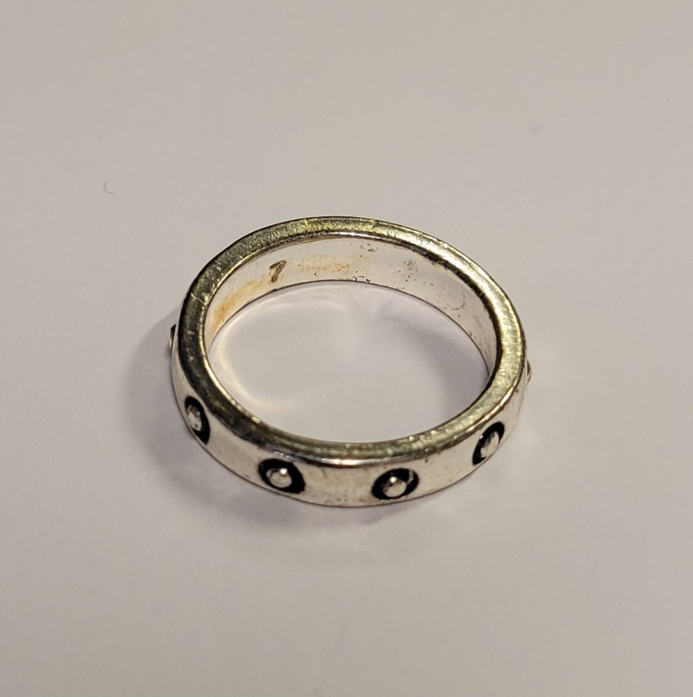 Polished Nickel Silver Dotted Ring Band With Raised Recessed Dots Size 7 Vintage