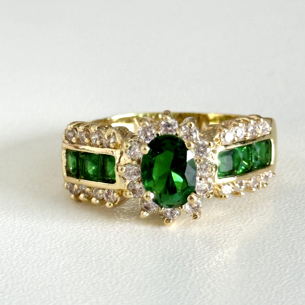 Ladies Green & Clear CZ Yellow Gold Plated Sparkly Statement Ring Size 11.25