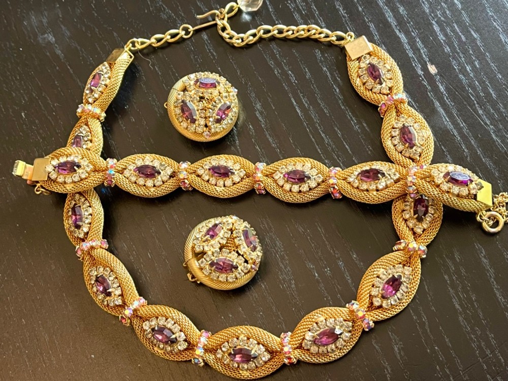 Rare Outstanding Vintage HOBE Set Necklace Bracelet Earrings Amethyst Gold Mesh