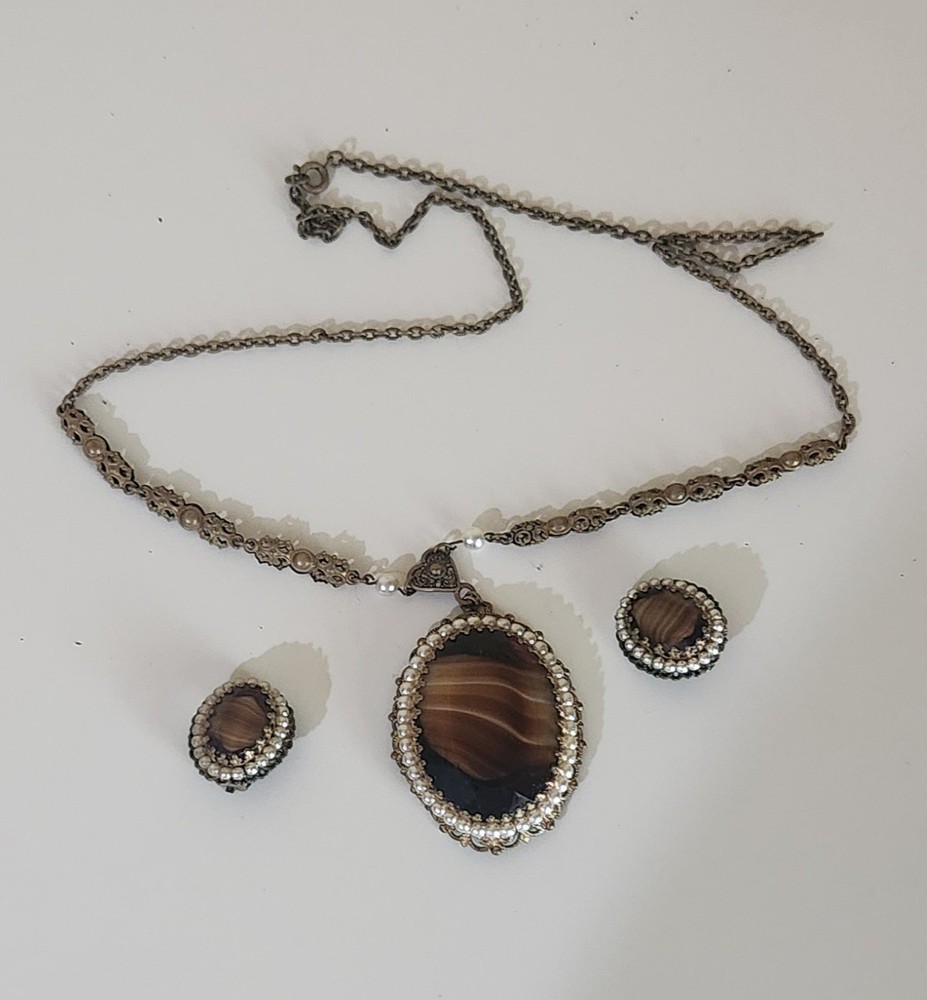 VINTAGE WEST GERMANY BROWN SWIRL RHINESTONE & FAUX PEARL NECKLACE & EARRINGS