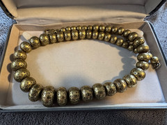 Vintage Coldwater Creek Gold-Toned Metal Graduated Beads Strand Necklace w/ Case