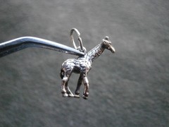 Giraffe Vintage Shiny Solid Sterling Silver Bracelet Charm Pendant 2.0g