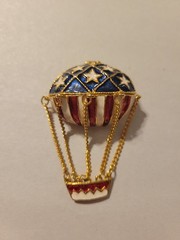 Vintage Patriotic Lapel Pin Brooch Hot Air Balloon USA Flag Rare Opens