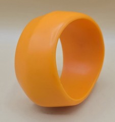 VINTAGE 80’s MOD Chunky Irregular Asymmetrical Orange Plastic Bangle Bracelet