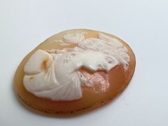 Vintage Loose Hand Carved Shell Cameo Woman with Bird on Head 1 1/8 Inch x 7/8In