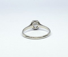 Antique Platinum Solitaire Ring With Natural Diamond – 339