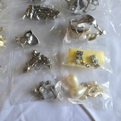 Vintage Costume Jewelry Earrings Lot 26 Pairs Screw Back Clip On Rhinestone Pear