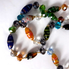 VTG Millefiori Style Art Glass Beads & Crystals Hand Knotted 25″ Stand Overhead