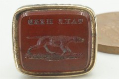 ANTIQUE ENGLISH GOLD CARNELIAN AGATE FOB SEAL DOG ‘TAKE HEED’ c1840