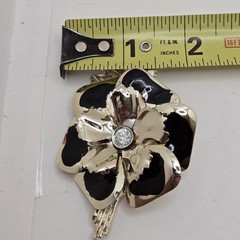Black & Gold Tone Brooch/Pin With Moissanite Center Stone. Preowned Very Good
