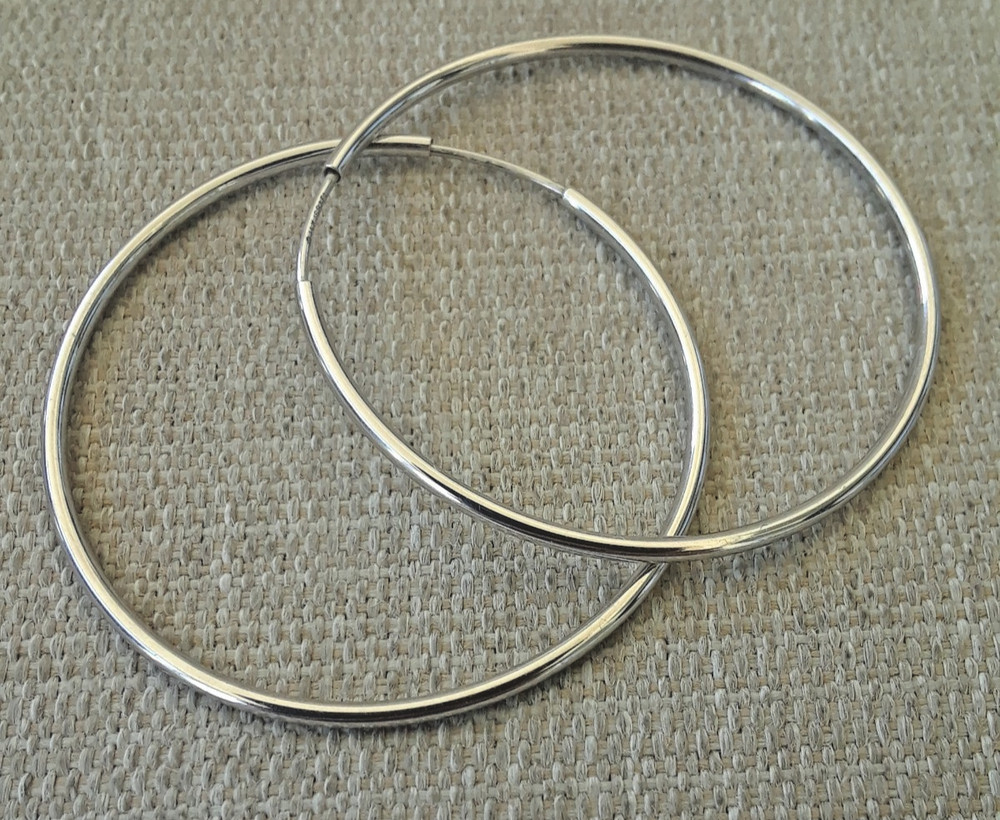 Vintage 14KIsrael White Gold Hoop Earrings 1.25″ 1.2mm