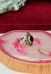 Vintage Art Deco Nouveau Black Onyx Spartan Silver Unmarked Ring Size 5