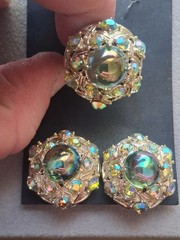 Hollycraft 1950s demi-parure green cab & AB clip on earrings & adjustable ring