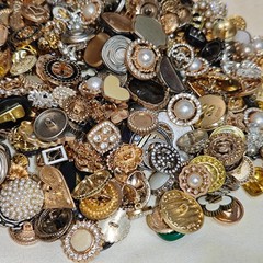 Vintage-now Costume Jewelry makeing Lots button Read Description 50pcs
