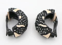 Vintage ST. JOHN Black Rhinestone Creamy Beige Enamel Shrimp Clip On Earrings