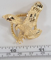 Flying Eagle Scarf Slide Gold Tone Patriotic Jewelry Bolo Beautiful! UNUSED