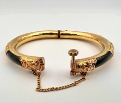 Antique Chinese 24K Yellow Gold Black Gem 8mm 6.5″ Hinged Bracelet Bangle 26.9g
