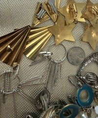 Vintage To Now Lot Of 26 PRs Clip On Earrings Lightweight Dangle Multiple Colors