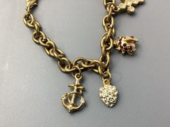 Vintage Juicy Couture Charm Bracelet Charms Rhinestone Swag Gold Toned 5 Charms