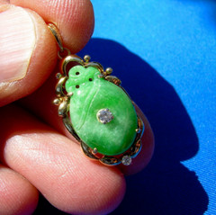 Original EARTH MINED JADEITE JADE DIAMOND Deco Pendant Vintage SOLID 14K GOLD