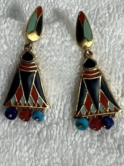 J26- Vintage MMA Metropolitan Museum of Art Egyptian Lotus Earrings 1970s Post