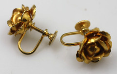 Vintage B&N Bugbee & Niles 3-D rose flower Gold Tone floral Screw Back earrings