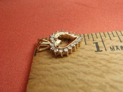 ESTATE 14kt Yellow Gold .25 CT Diamond Fancy Heart Pendant 1.3 Grams Lot 2556