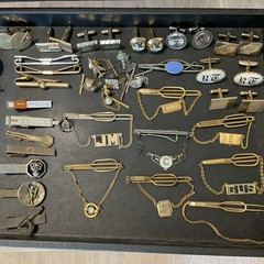 VTG 101 PC MEN’S JEWELRY LOT CUFFLINKS TIE BARS CHAINS TACS & SETS 14 SWANK! +++