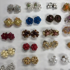 Huge Lot 74 Pair Vintage Cluster Bead Clip On Screw Back Earrings Japan Germany