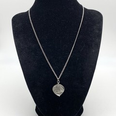 Vintage Necklace Leaf Pendant Bergamot Brass Works Silver Tone 1970s