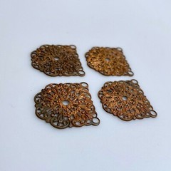 4 Vintage Filigree Chandelier Earring Stampings (21mm) (MP61)