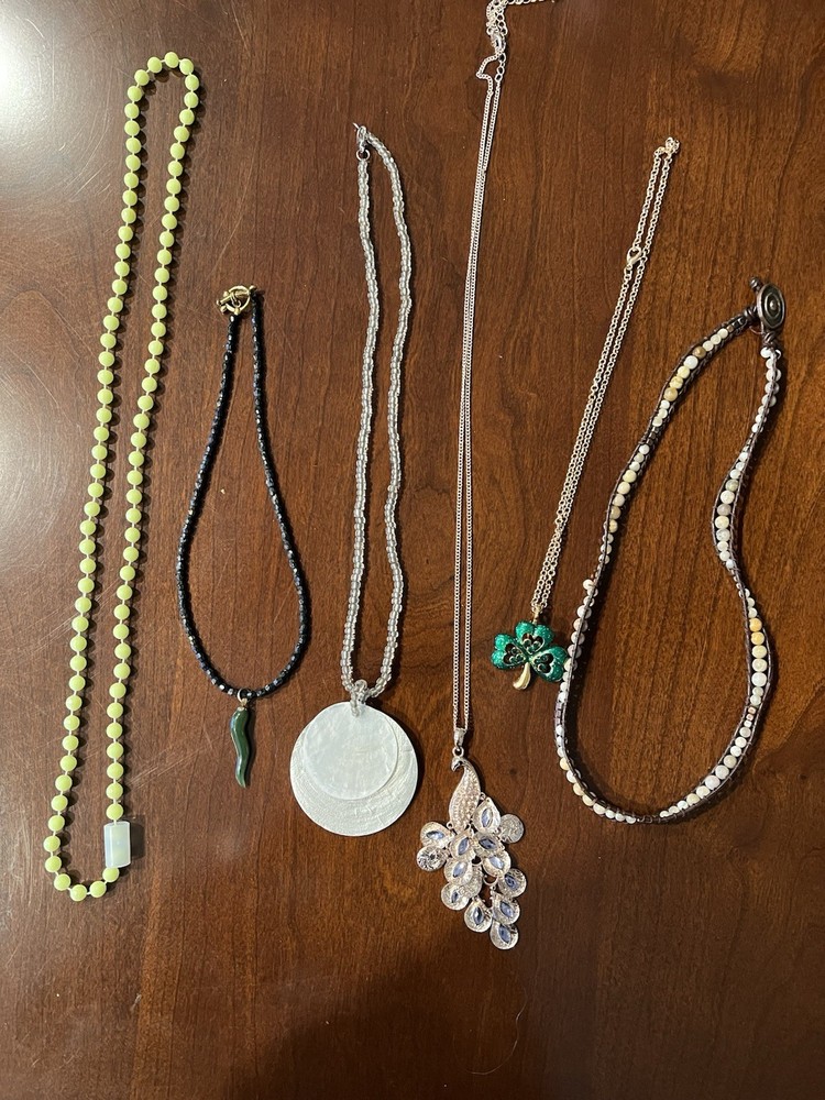 Lot Of 6 Costume Jewelry Necklaces. Various Colors And Lengths