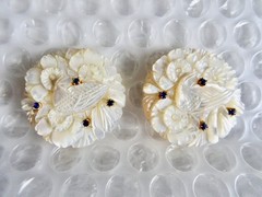 mOP MOTHER OF PEARL CARVED BIRD FLORAL W/ INSET MOUNTED STONES ANTIQUE neocurio