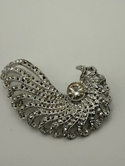 SARAH COVENTRY Vtg 1968 “Evening Splendor” Silver Tone Rhinestone Brooch