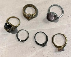 Vintage Woman’s Fashion Costume Jewelry Rings Mixed Lot of 6 Various Styles