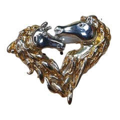 Vintage Two Sisters Medici Brooch Pin Horses Two-Tone Heart Rodeo Country Chic