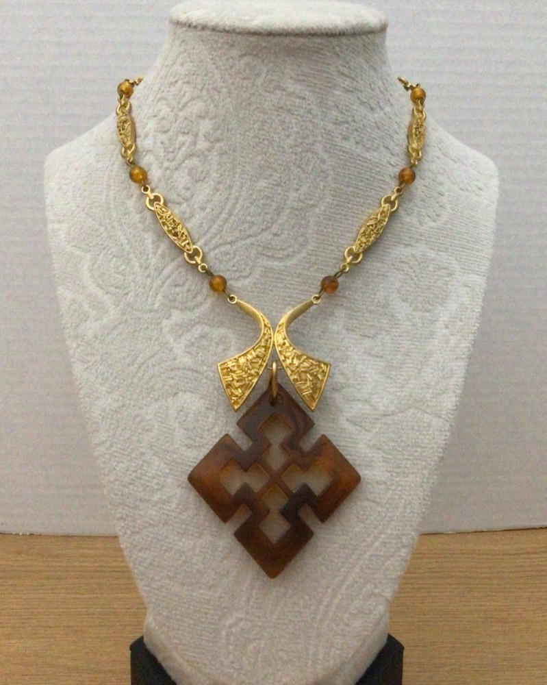 Quatrefoil Pendant Necklace Amber Color Lucite Metal Textured & Beaded Chain