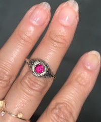 Antique 10k W Gold Vivid Pink Filigree Carved Etch Ring Nouveau Edwardian 2.25g