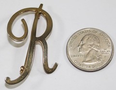 Vintage Cursive Initial “R” Goldtone Brooch 2″ Good Condition Secure Clasp
