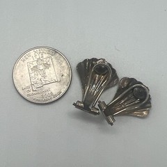 Vintage Sterling Silver Shell Shaped Post Pierced Earrings 3.51 Grams