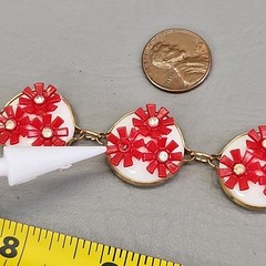 Vintage Floral Necklace Round Link Red Flowers White Discs 22″