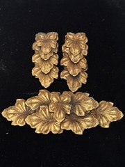 1930s Vintage Gold Wash Over Brass Matching Dress Clips & Belt Buckle Leaf
