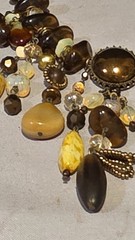 VINTAGE NANCY K CZECH REPUBLIC BIB 20″ CRYSTAL BROWNS NATURE GLASS NECKLACE