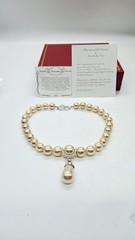KJL Treasures of the Duchess Faux Pearl Necklace Crystal Drop Box Vintage 18 in