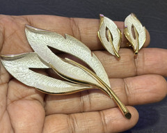 Vintage Signed Pat Pending Pearlized Brushed Leaf Brooch and Clip On Earrings