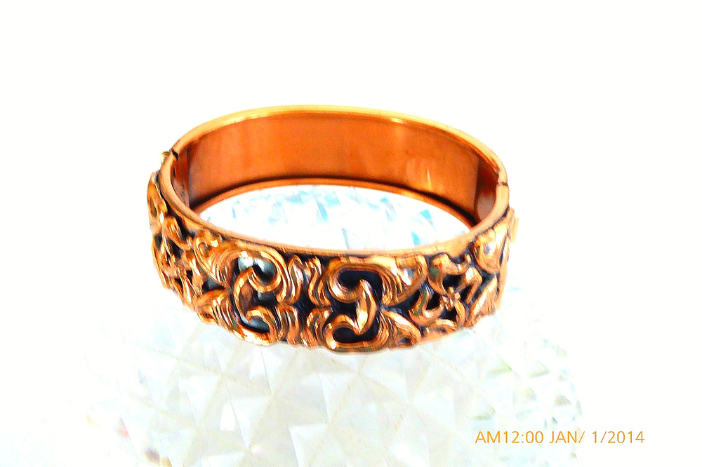 VINTAGE ELABORATE COPPER HINGED BANGLE BRACELET SIGNED RENOIR