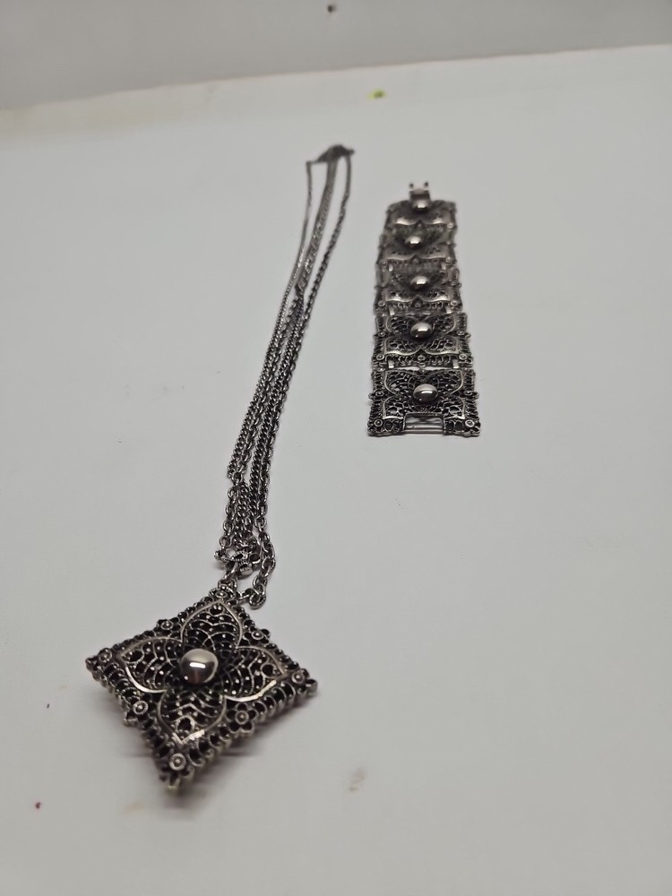 Vintage CELIBRITY NY silver Filligree Double Chain & Bracelet Set 28& 8.5 in