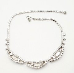 Elegant Swag Design Sparkling Rhinestone Silver Tone Art Deco Style Vtg Necklace